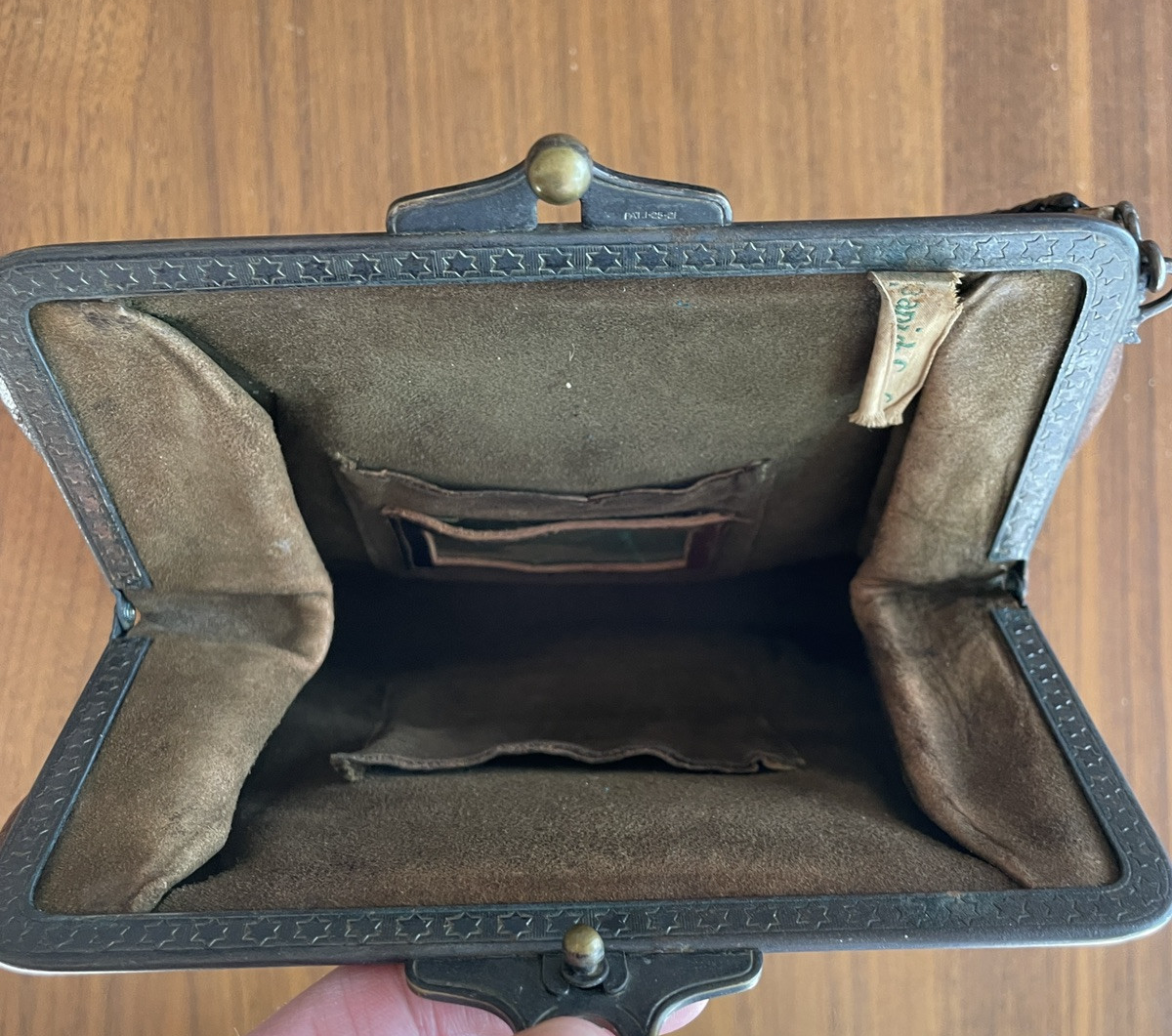 e3b8200e8ee6e914b59d2d95d34a6580