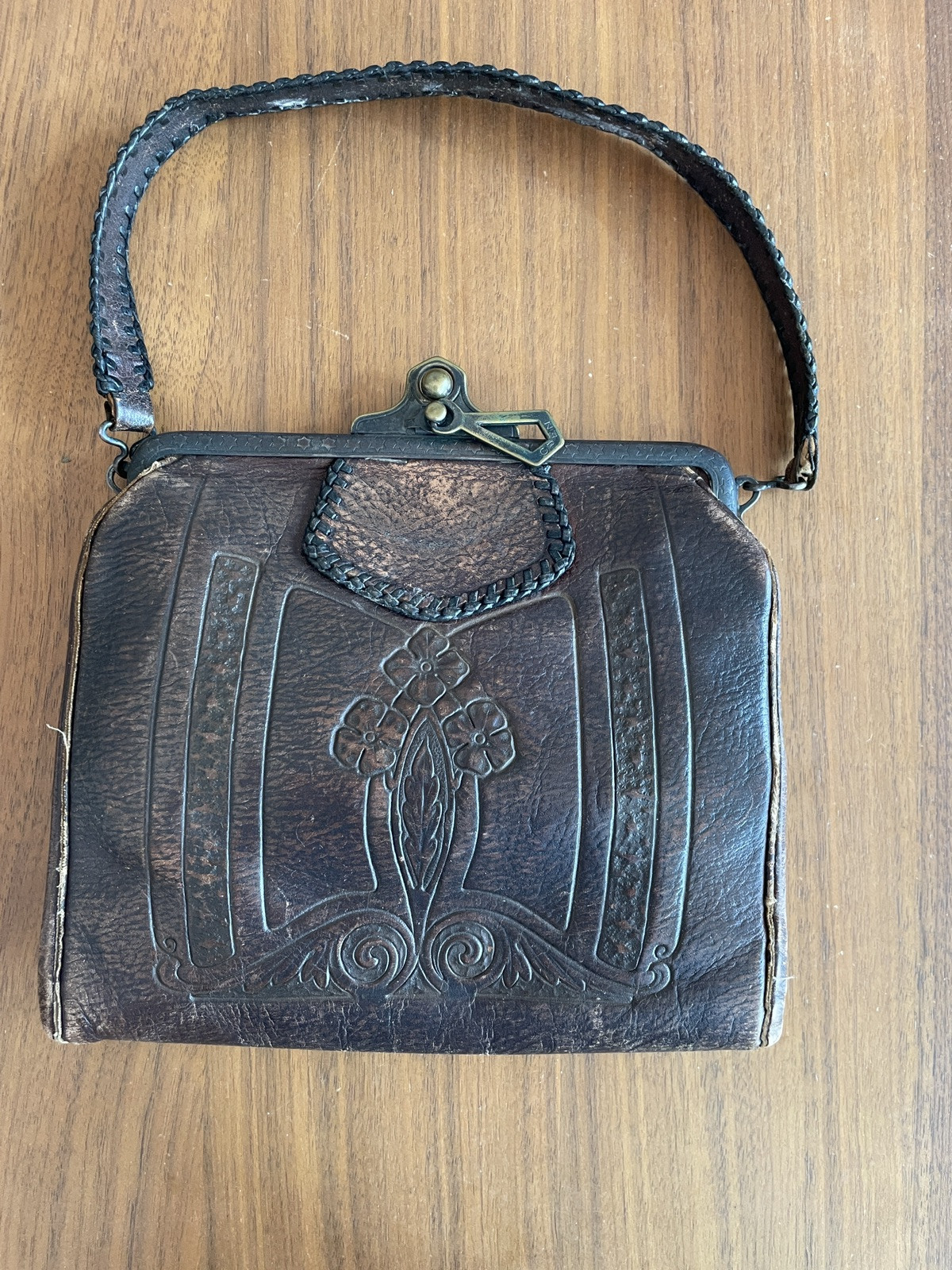 0390dc37cecc24a89caaf1a9513fb3aa