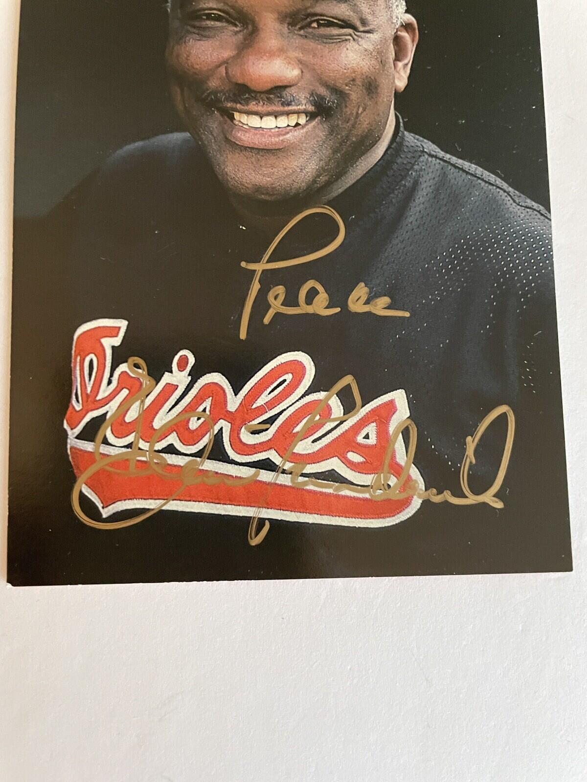 Elrod Hendricks Card Auto Baseball Player Signed Photo - Image 2