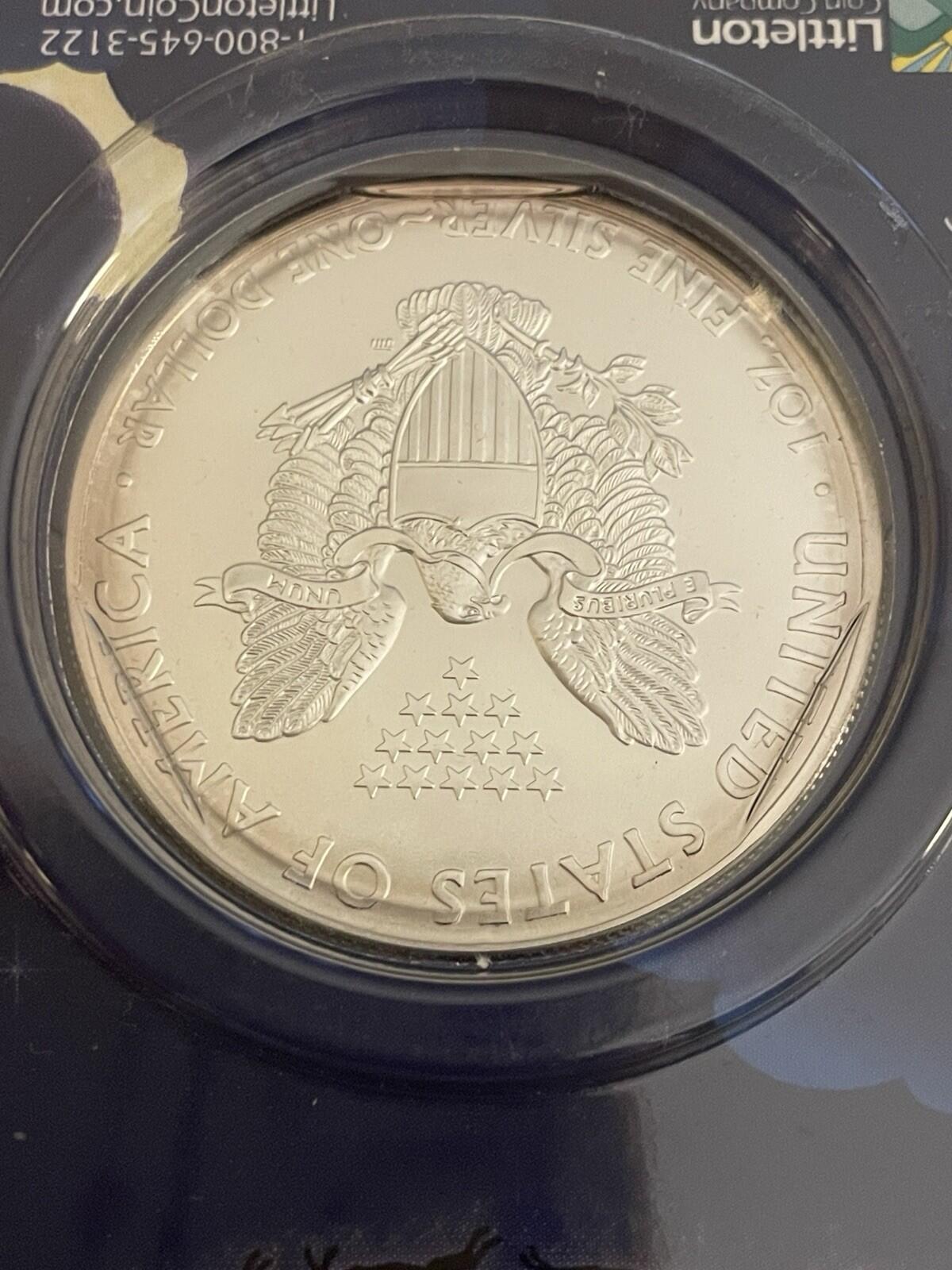 2015 American Silver Eagle $1 Dollar Coin .999 Fine 1 oz. Uncirculated - Image 6