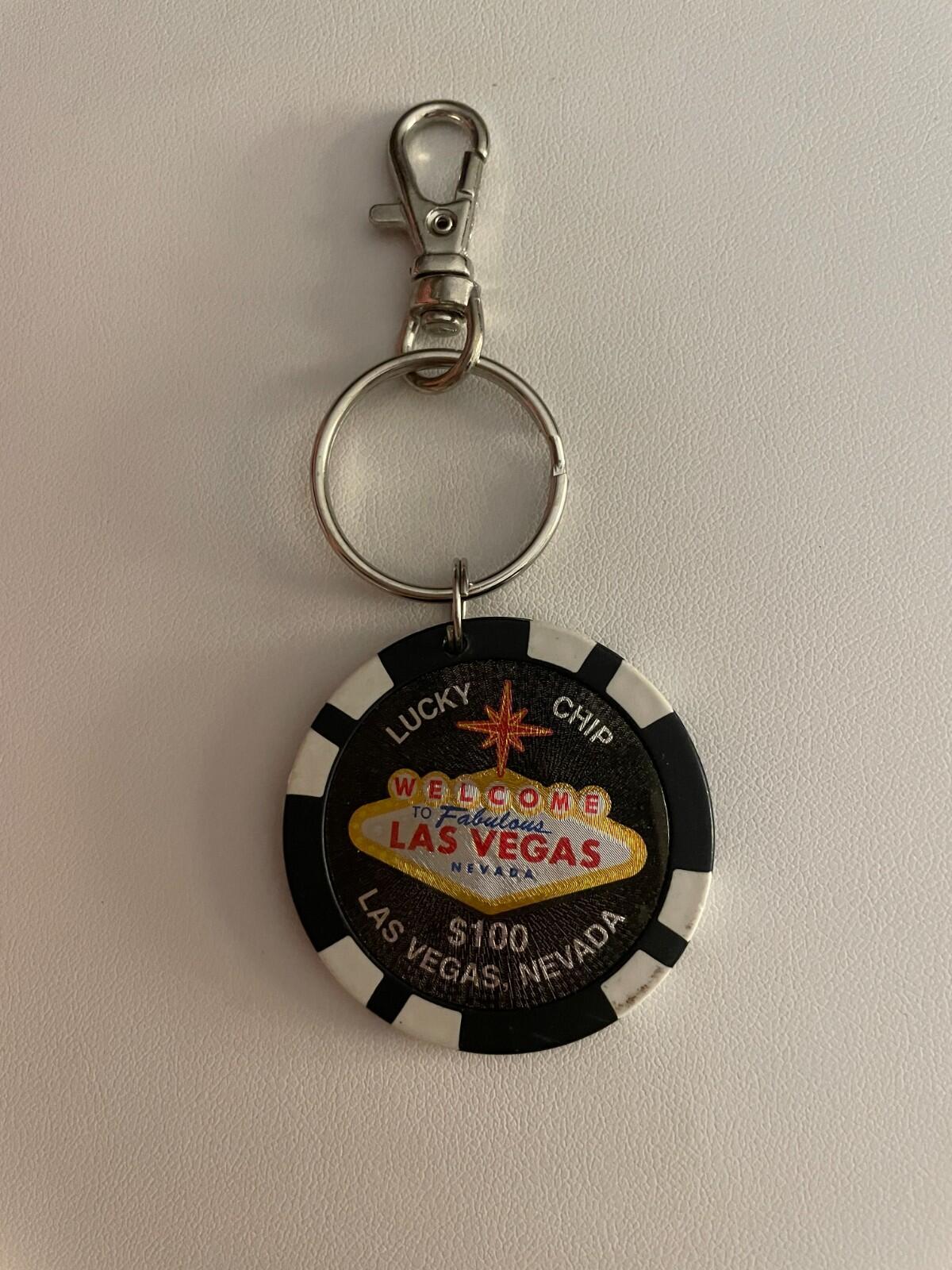 Fabulous Las Vegas Nevada Lucky Chip Key Chain Keychain - Image 2