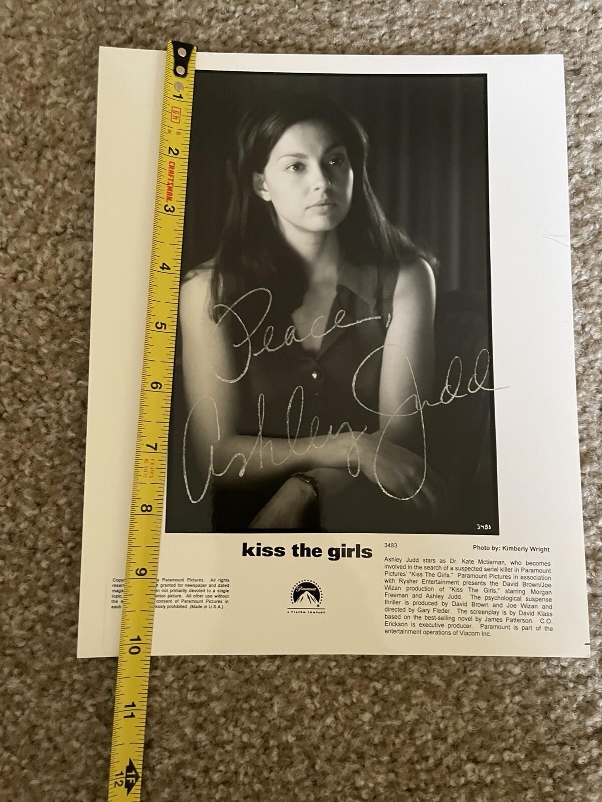 Ashley Judd Signed Photo Autographed Signed Kiss The Girls Movie Photo - Image 4