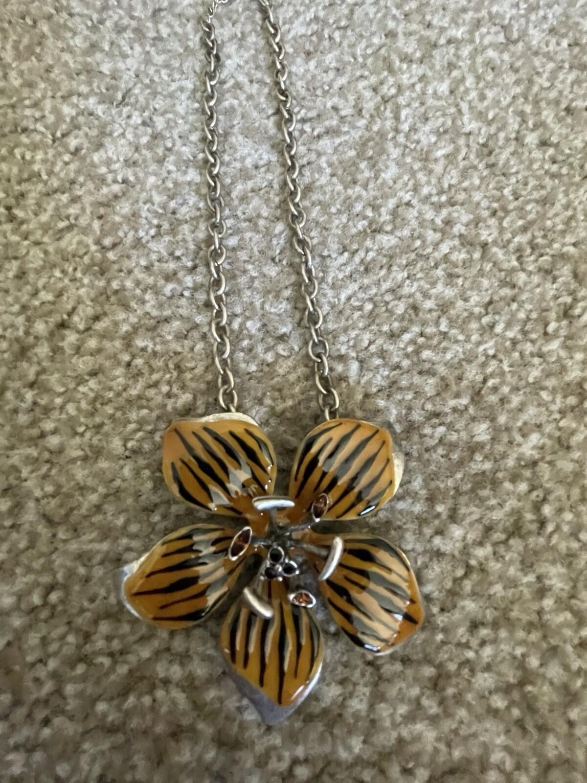 Chico’s Tiger Stripe Flower Pendant Necklace Brown Enamel Statement Jewelry - Image 5