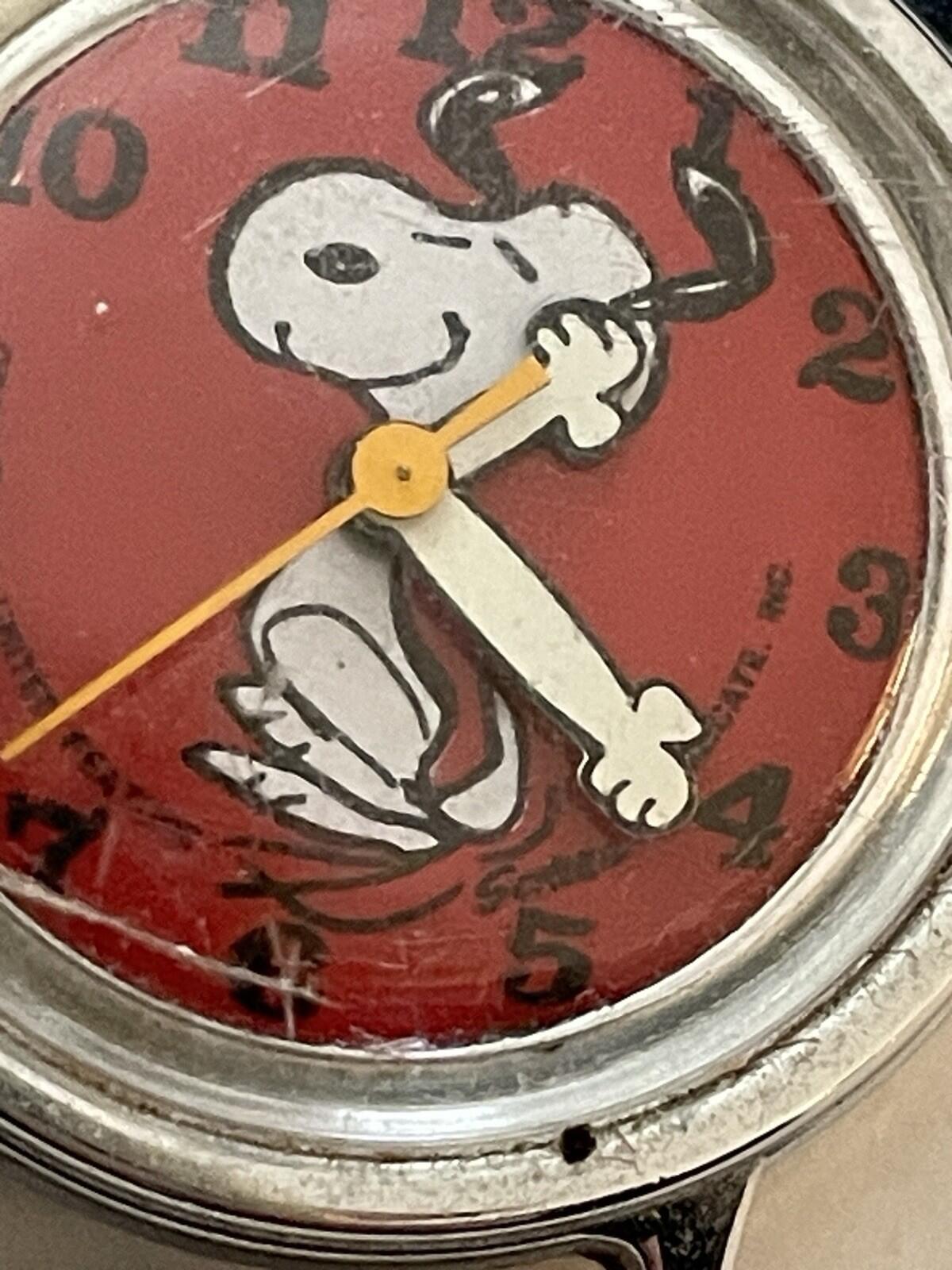 Snoopy Watch Vintage Watch No Band For Parts Or Repair Only AS IS Damaged - Image 4
