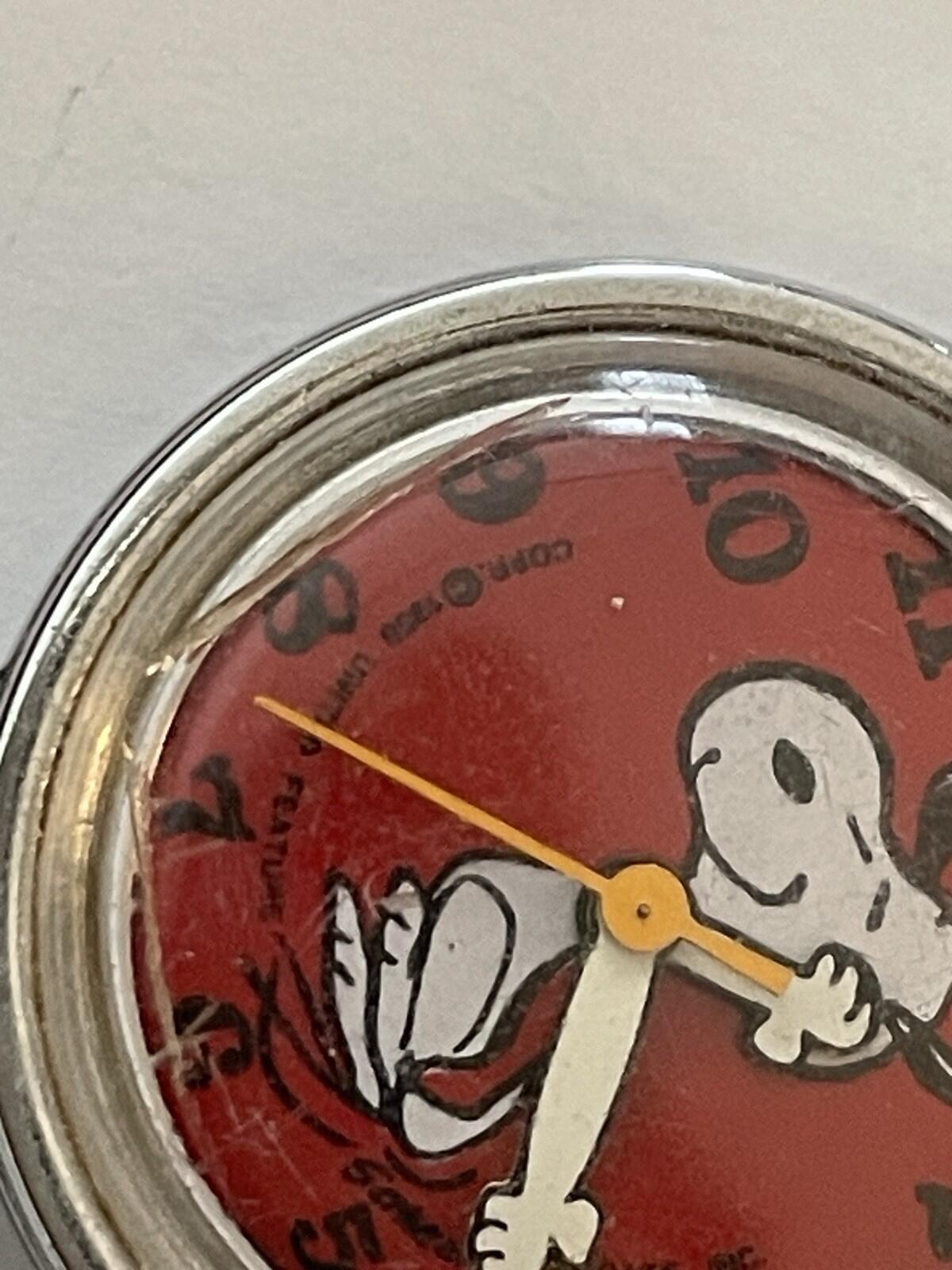 Snoopy Watch Vintage Watch No Band For Parts Or Repair Only AS IS Damaged - Image 5