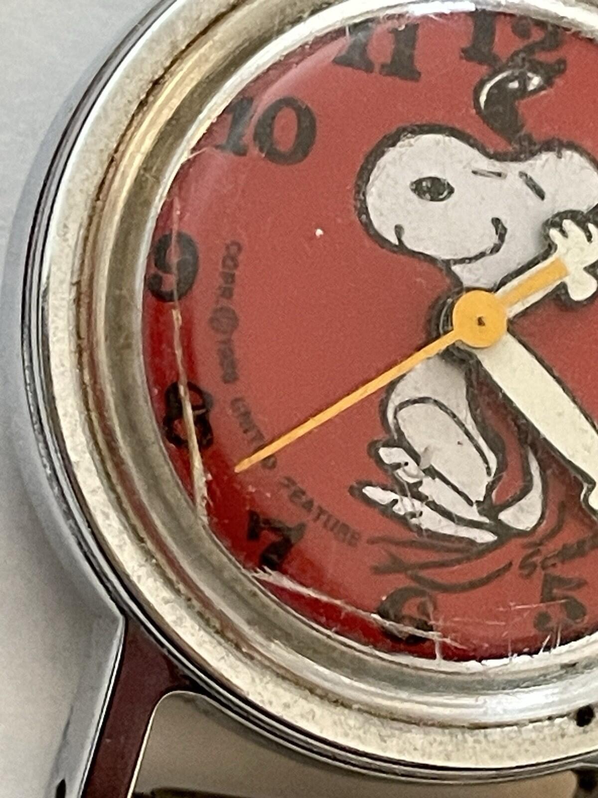 Snoopy Watch Vintage Watch No Band For Parts Or Repair Only AS IS Damaged - Image 6