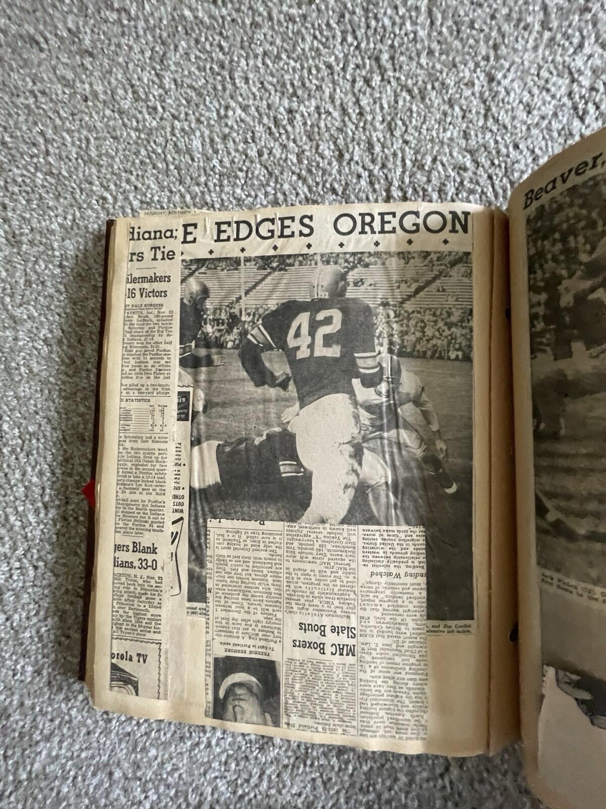 Longview Kelso Washington JR High School Football Scrapbook Album WA Area - Image 12