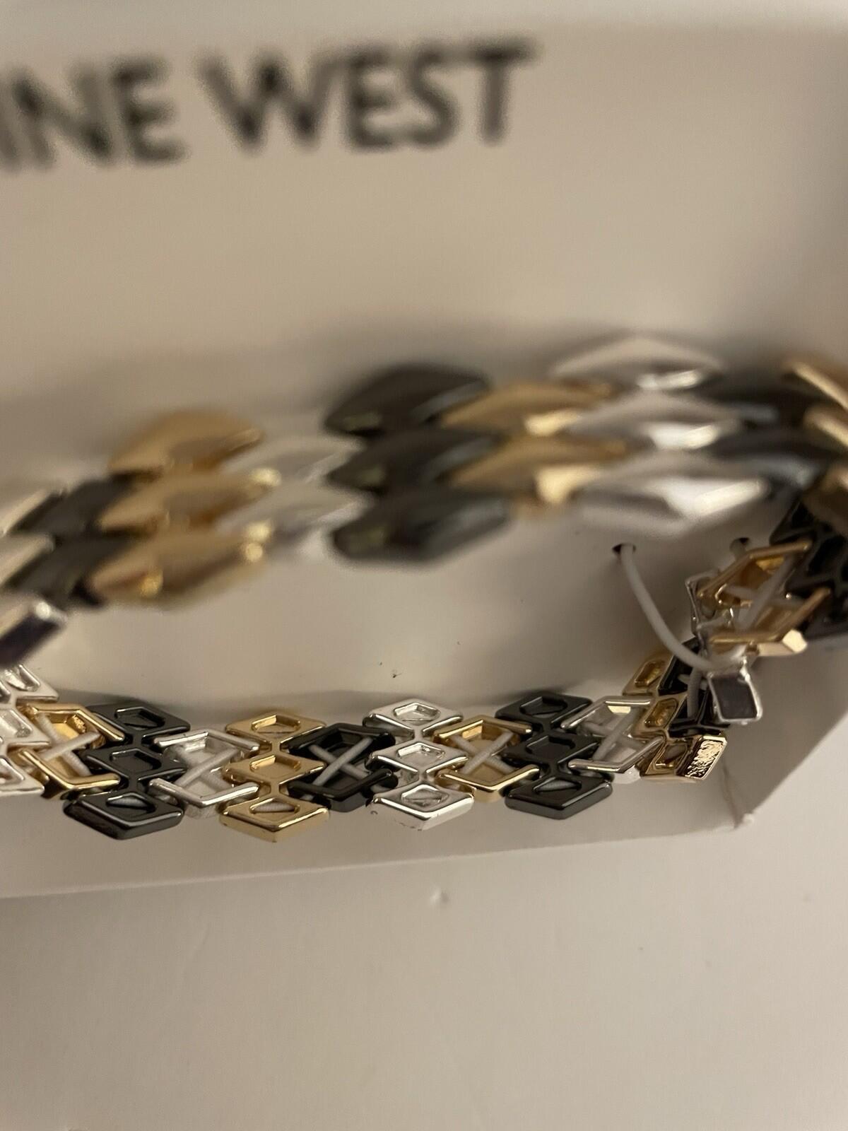 Nine West Multi Tone Link Bracelet NIB - Image 5