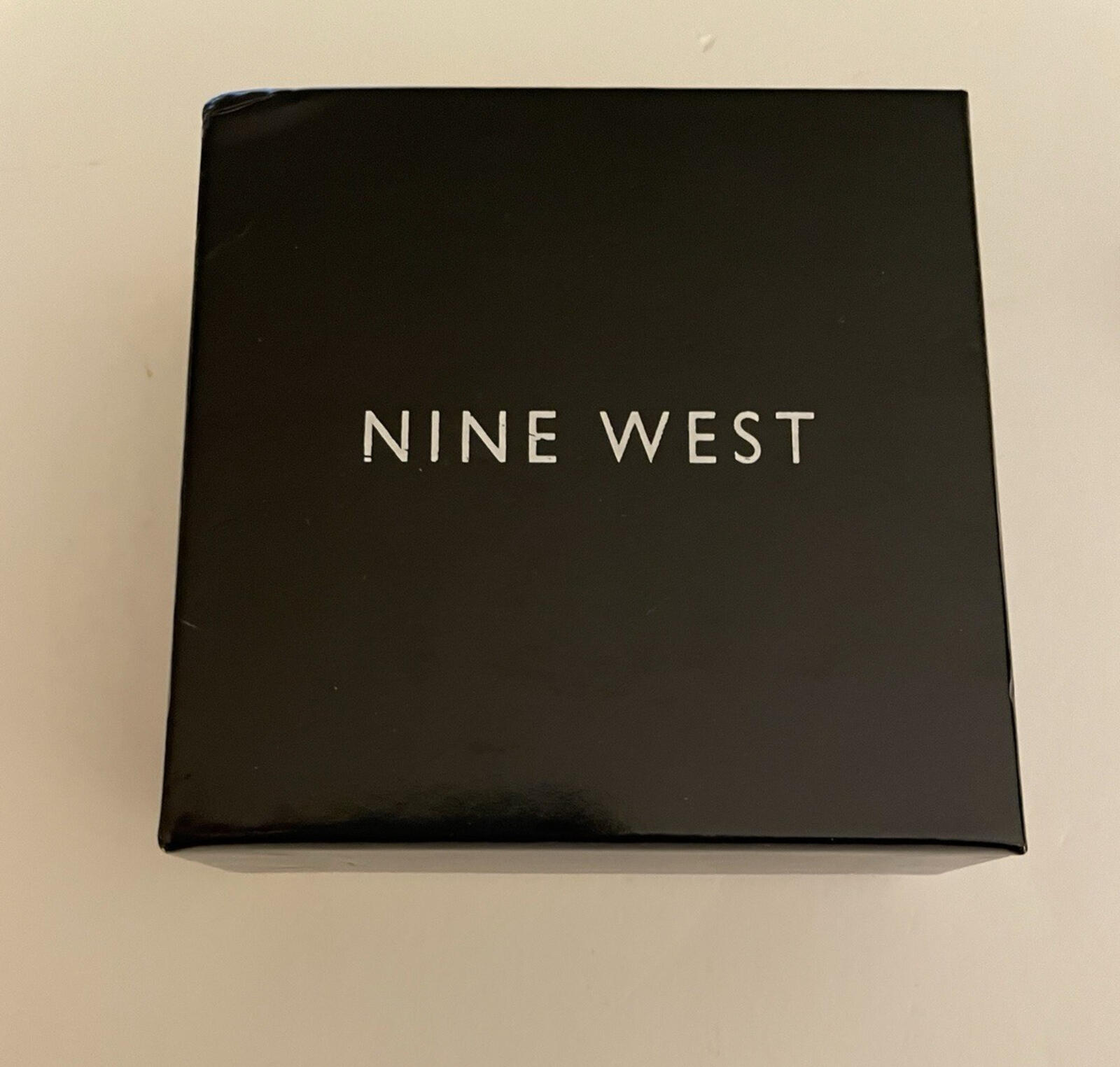 Nine West Multi Tone Link Bracelet NIB - Image 7