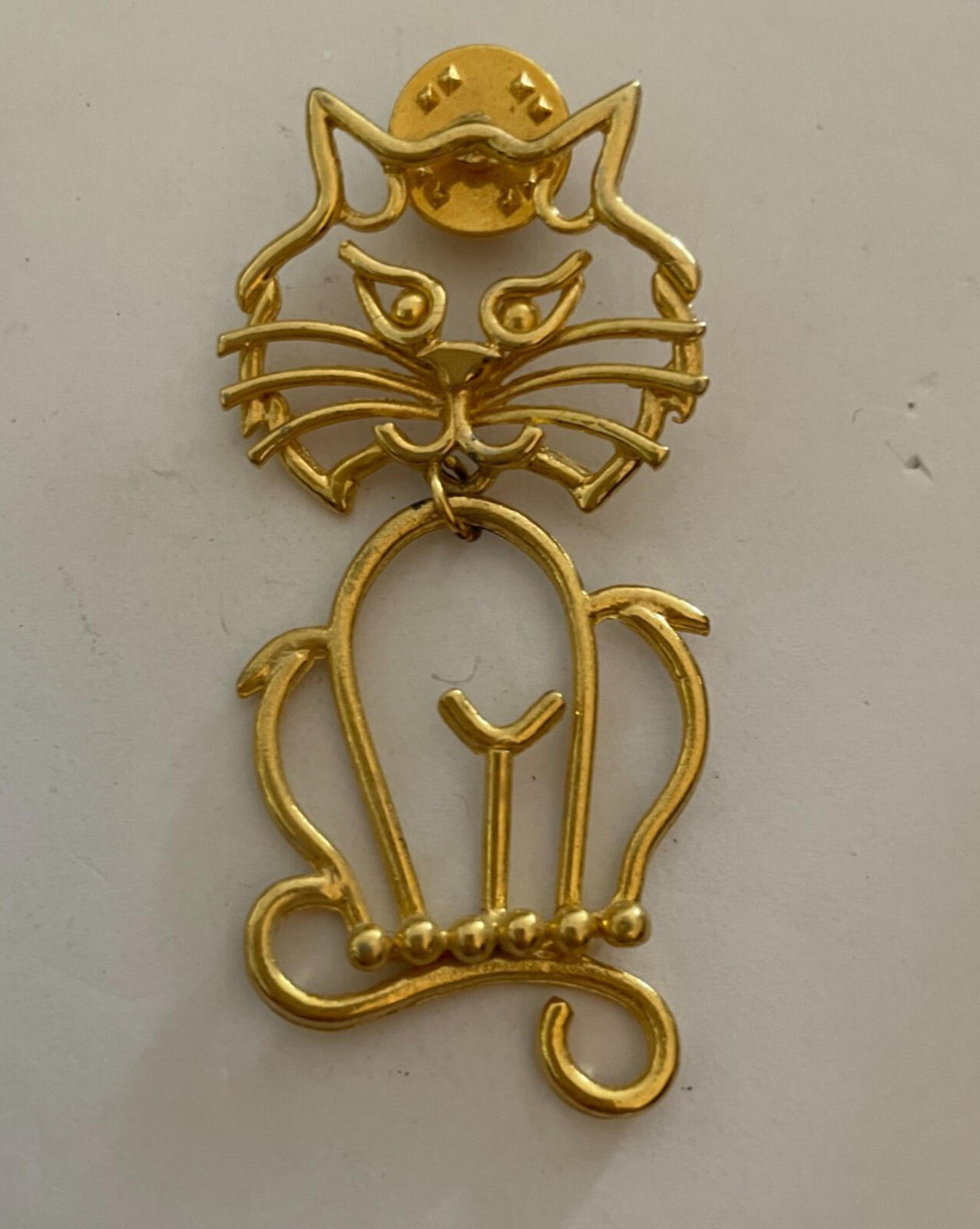 Kitty Cat Dangle Hanging Brooch Pin Feline Movable Figural Kitty Pin
