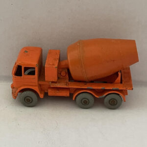 Matchbox Lesney # 26 Foden Orange Cement Mixer Die Cast Car
