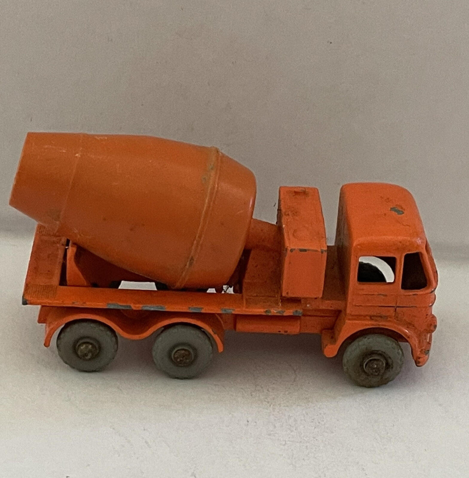 Matchbox Lesney # 26 Foden Orange Cement Mixer Die Cast Car - Image 3