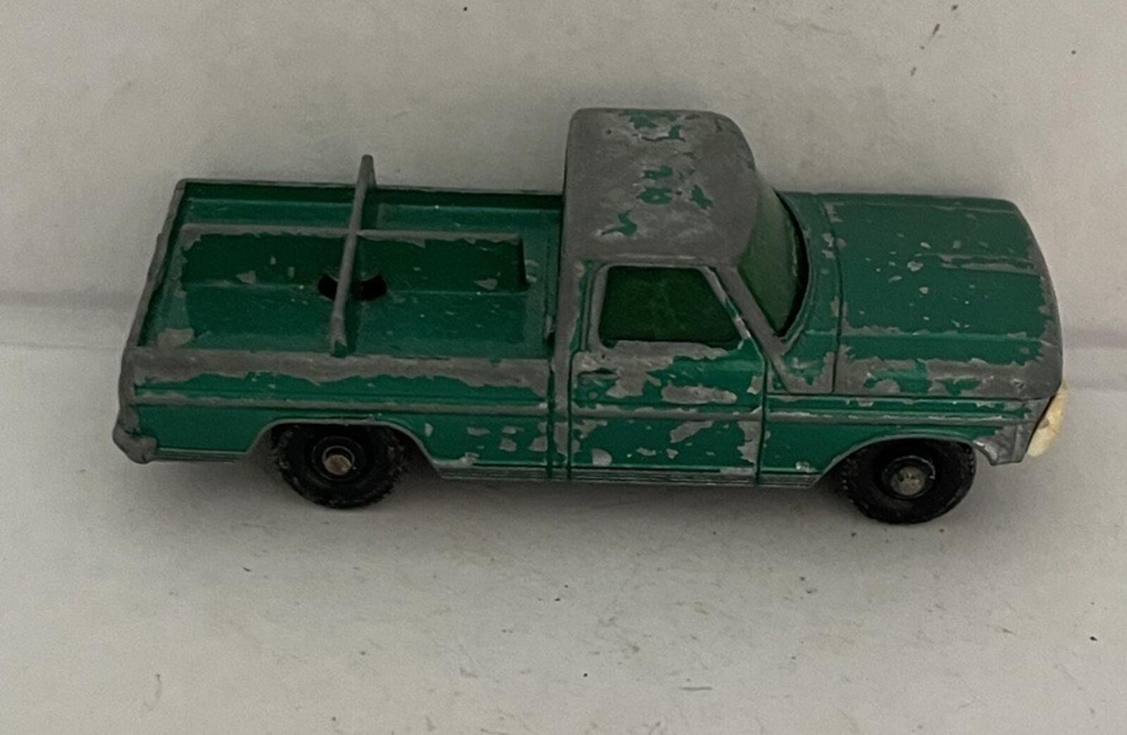 Matchbox Lesney Green Ford Kennel Truck #50 Diecast Car - Image 3