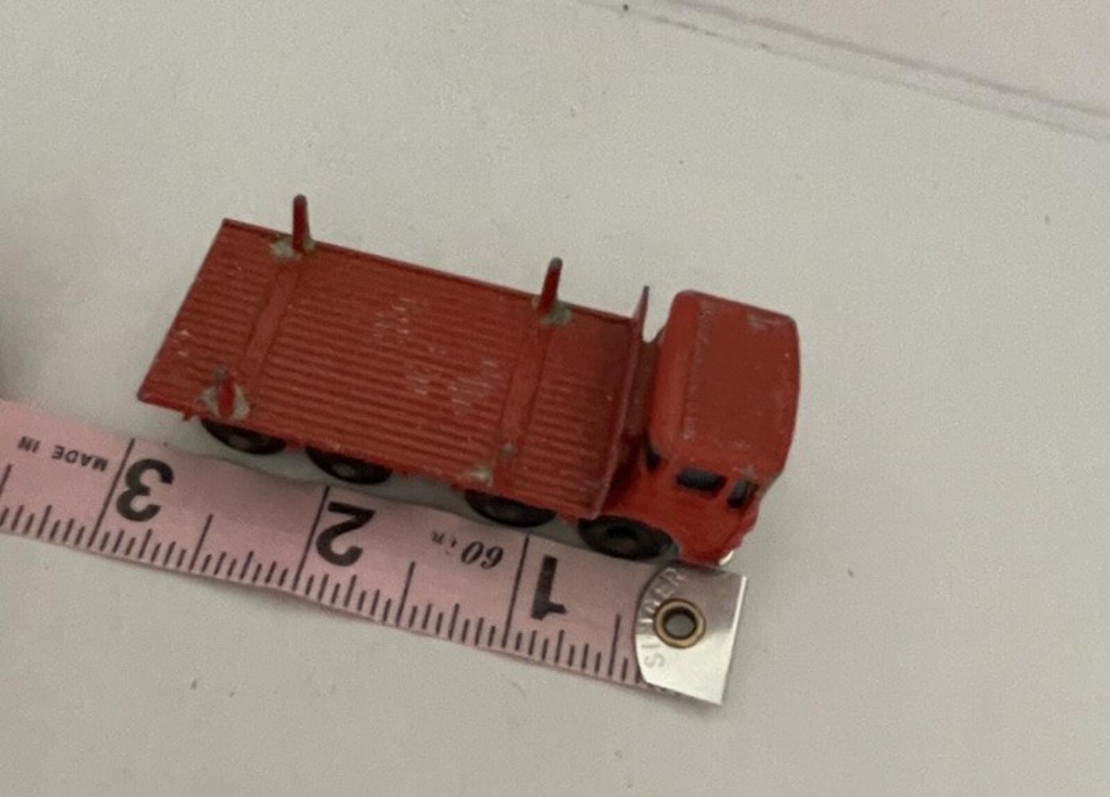 Matchbox Lesney Red Pipe Truck #10 Diecast Car No Pipes Vintage - Image 9