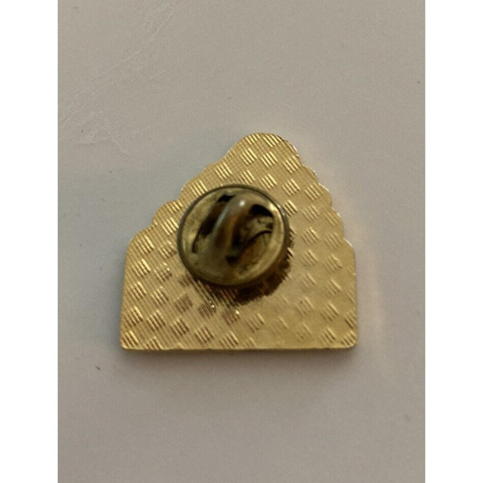 APS Holiday Helpers 1988 Teddy Bear Pin - Image 2