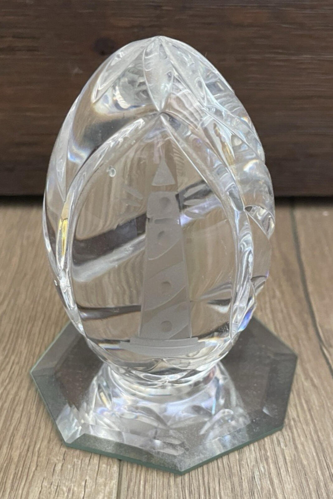 Sullivans Crystal Egg Lighthouse Paperweight Etched 24% Pbo Made In Poland