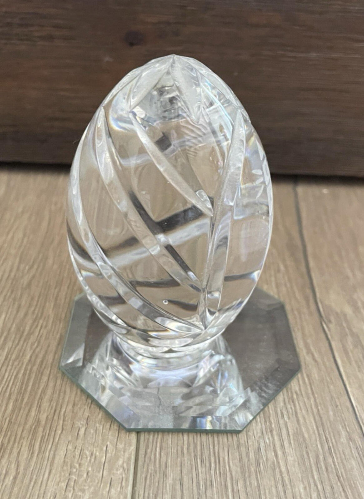 Sullivans Crystal Egg Lighthouse Paperweight Etched 24% Pbo Made In Poland - Image 2