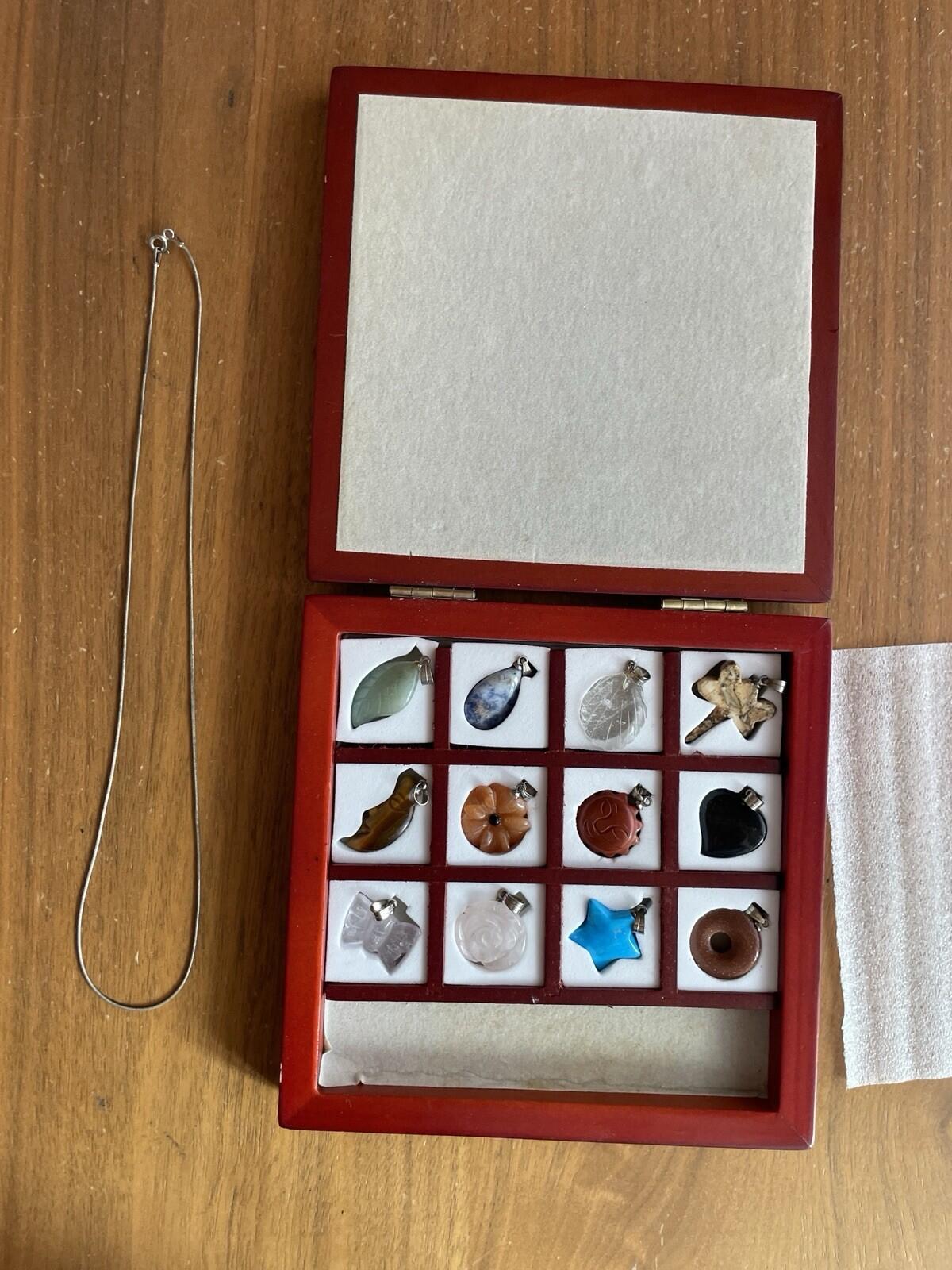 Carved Semi Precious Stone Pendant Set 12 With 8" Silver Tone Chain In Wood Box - Image 9