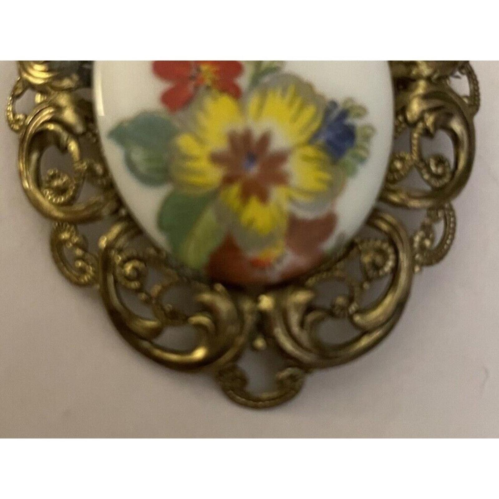 Western Germany Flower Flowers Cameo Brooch Pin Vintage - Image 3