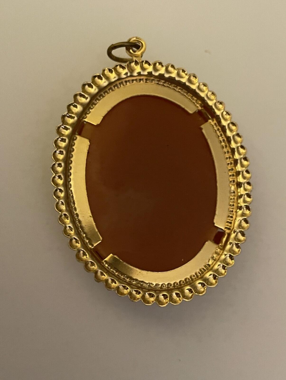 Pink And White Cameo Portrait Woman Cameo Pendant - Image 2