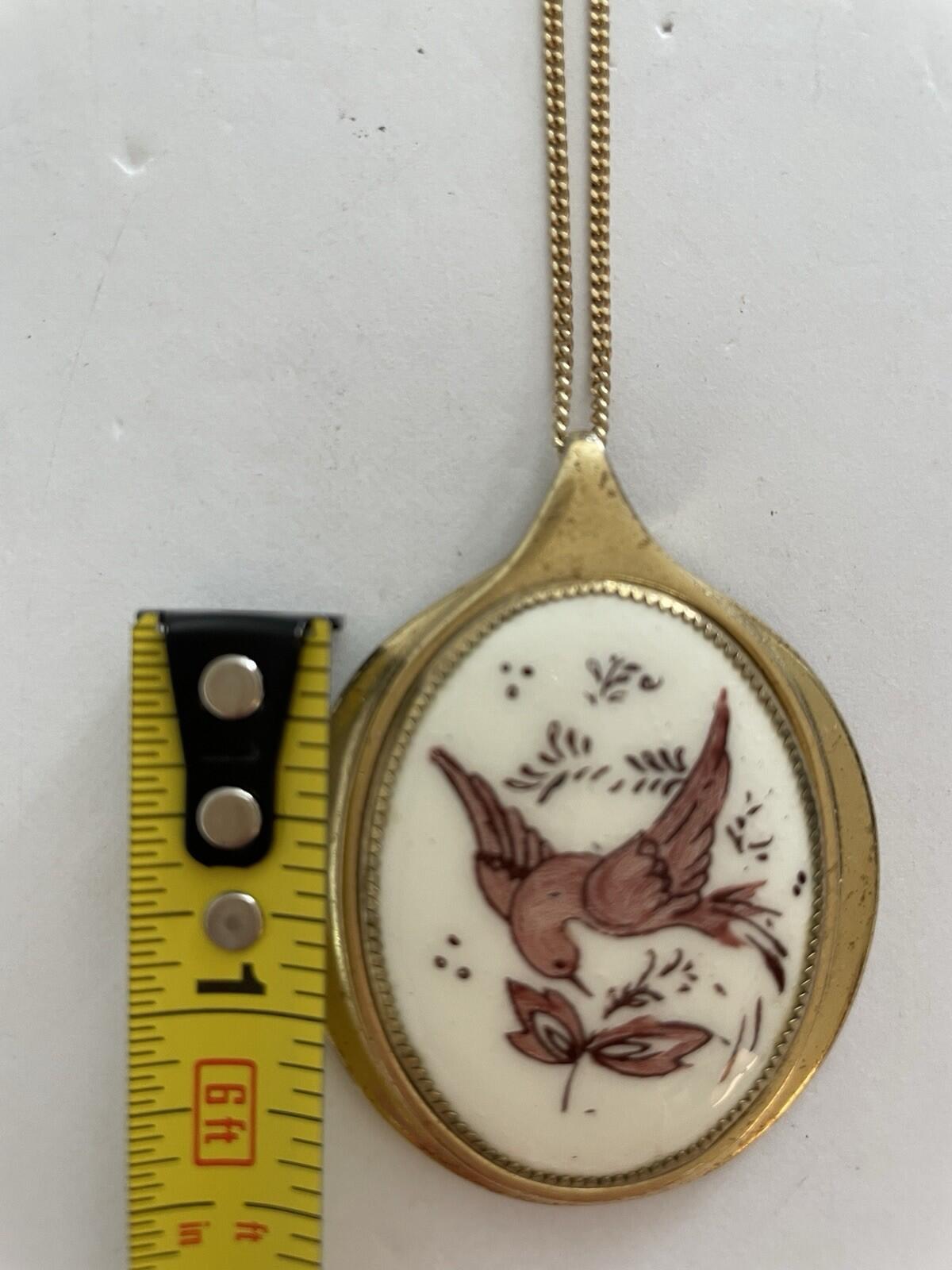 Whiting & Davis Enamel Pink Bird On Porcelain Pendant Necklace - Image 8