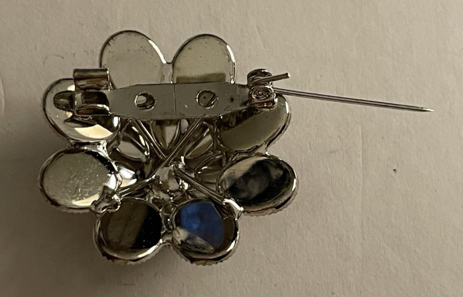Lavender Gemstone Purple Flower Brooch Pin - Image 4