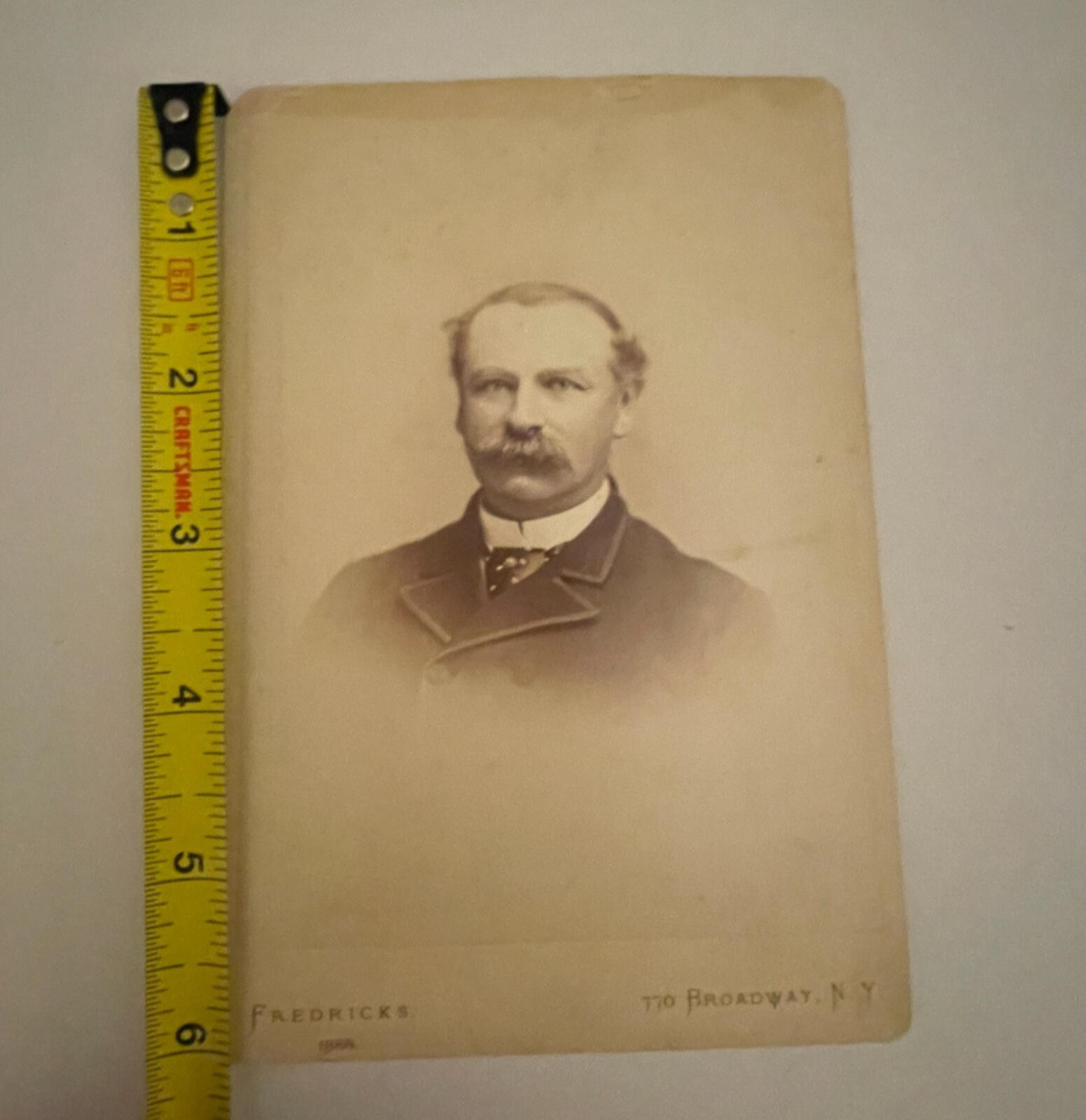 Man's Portrait Photo Cabinet Card Fredricks Knickerbocker Family Portrait - Image 6