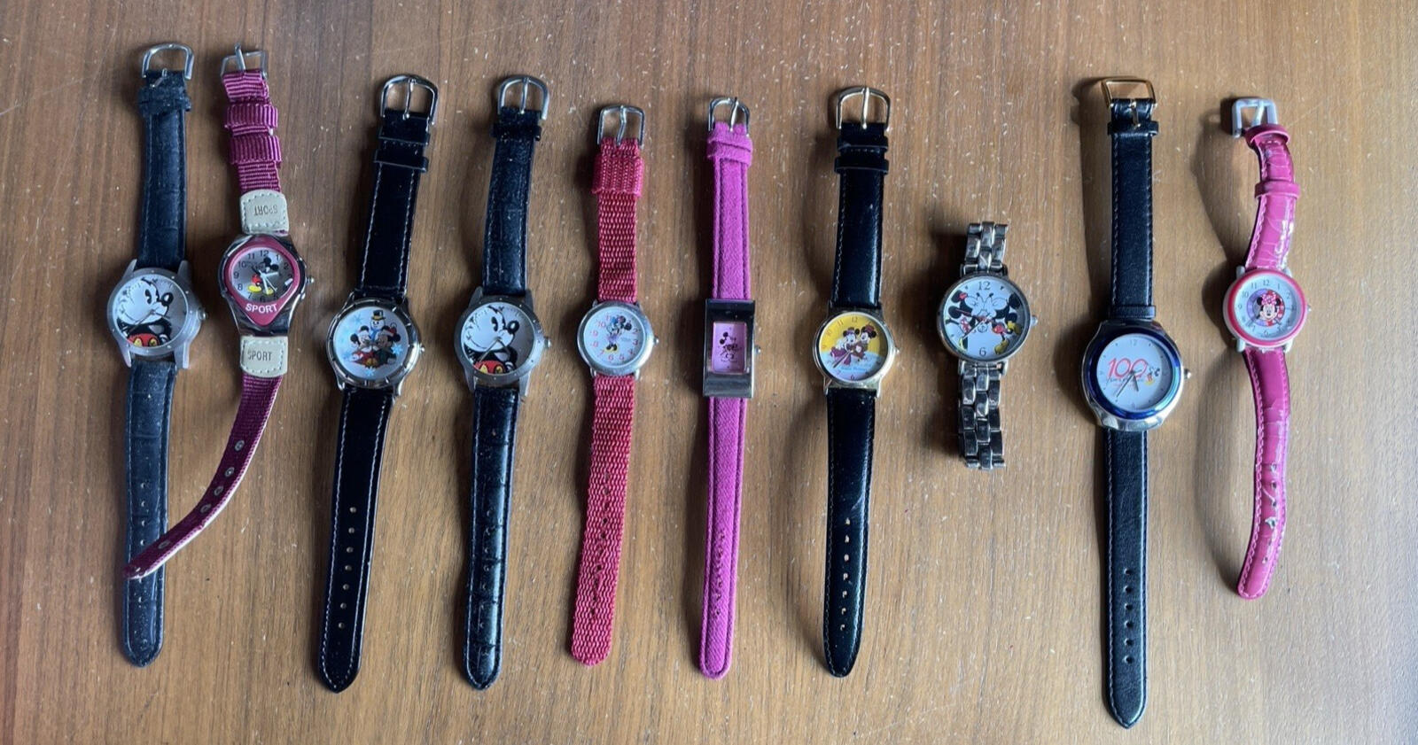 Lot Of 10 Disney Mickey Mouse Watches & Minnie Mouse Watches Working