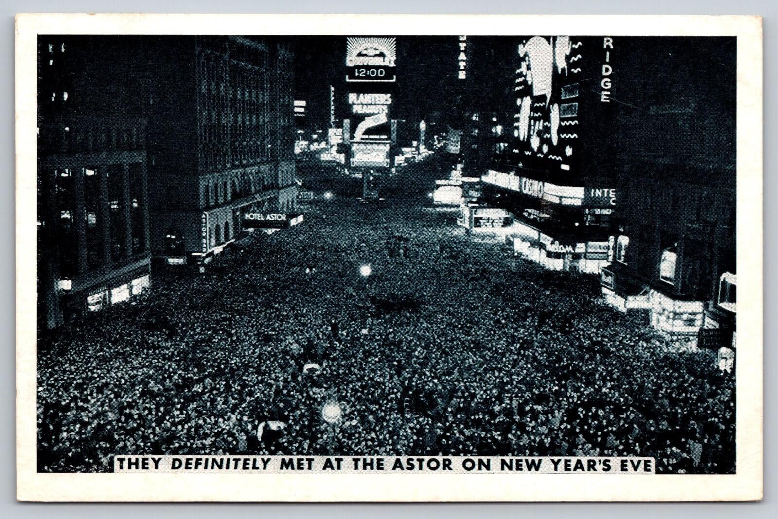 They Definitely Met At The Astor On New Year's Eve New York Postcard