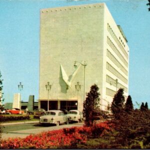 Veteran's Memorial Building Detroit Michigan Postcard Unposted Hiawatha Co