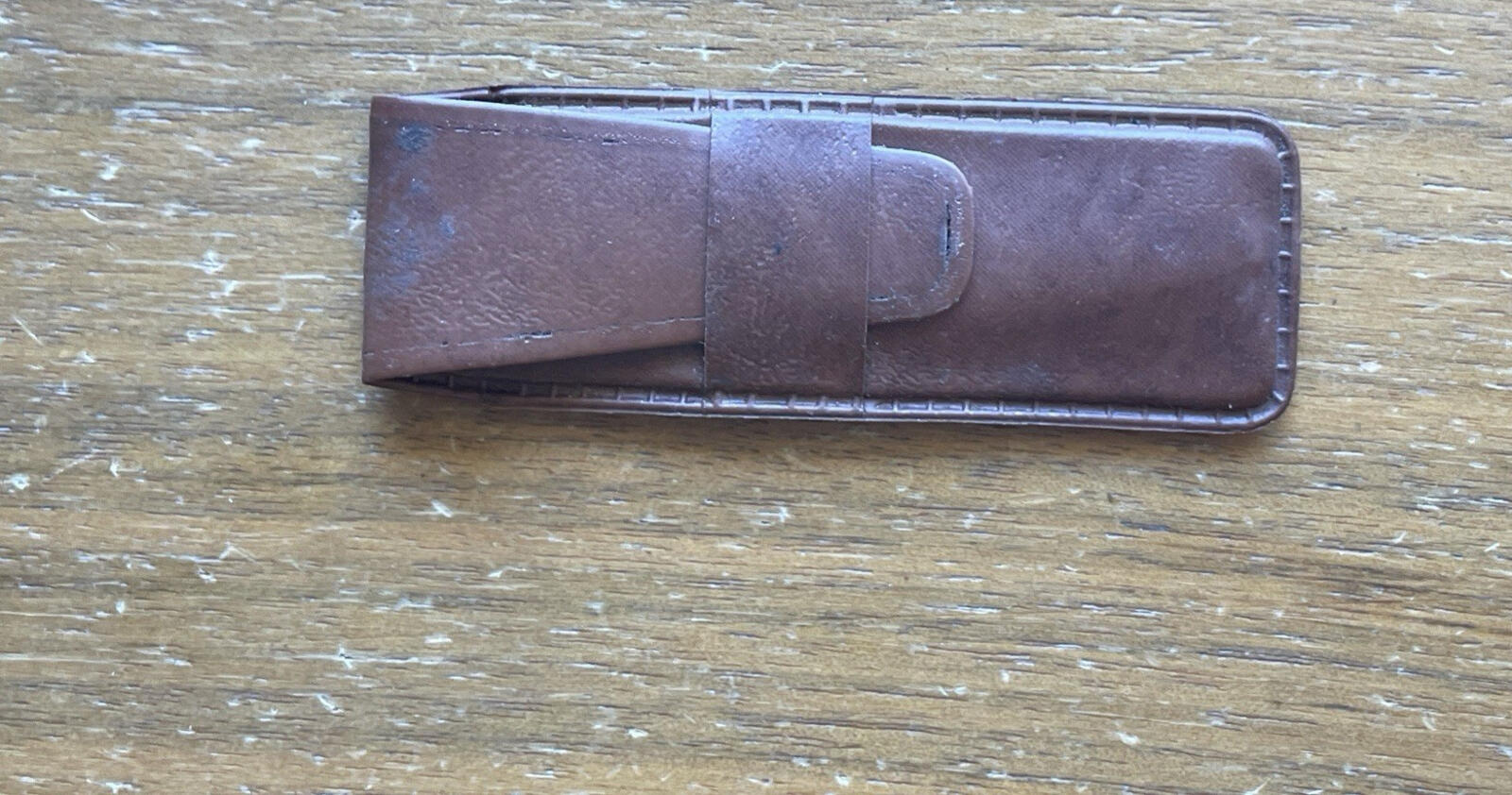 Mustache Comb And Pocket Carrying Case Vintage Comb - Image 4